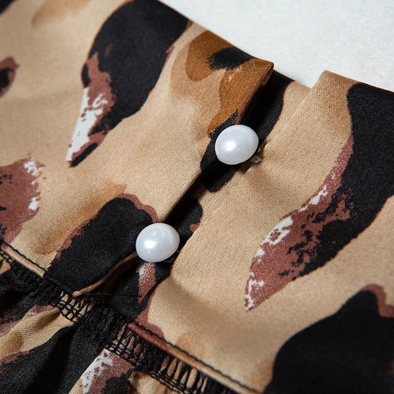 Leopard Print Sleeveless Blouse - Image 6